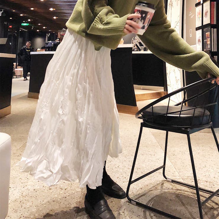 [新品] 韓国製 DIAGONAL シワ加工マキシスカート 新品] 韓国製 DIAGONAL シワ加工マキシスカート