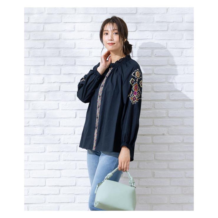 美品 Leilian レリアン ノーカラー 刺繍 シャツ ブラウス