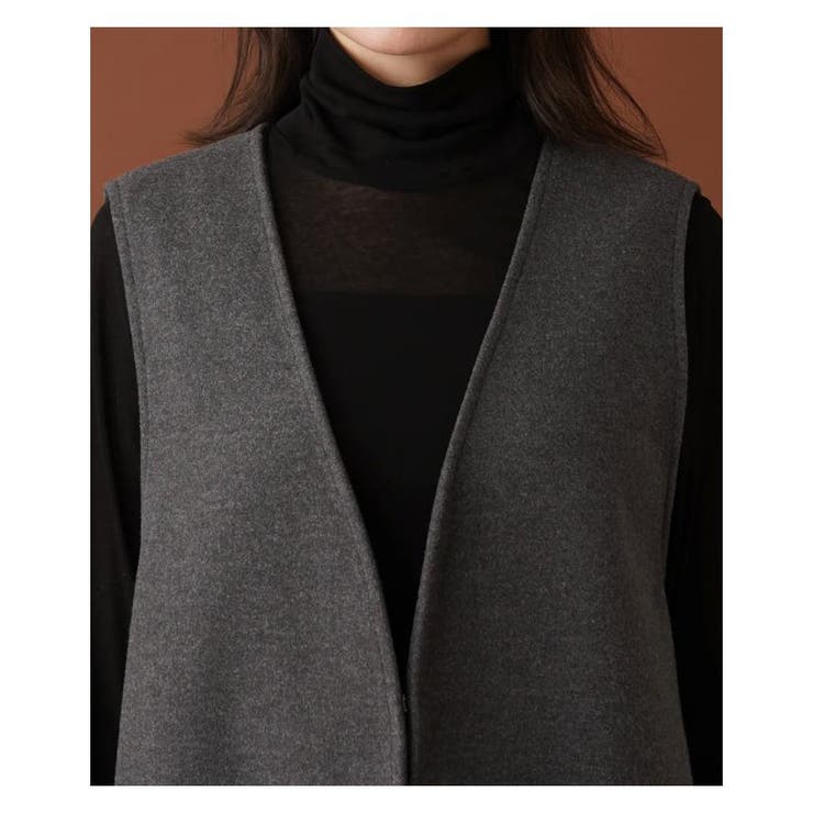 【美品】Leilian シープファー ノースリーブベスト グレー 美品】Leilian シープファー ノースリーブベスト グレー ファー ベスト