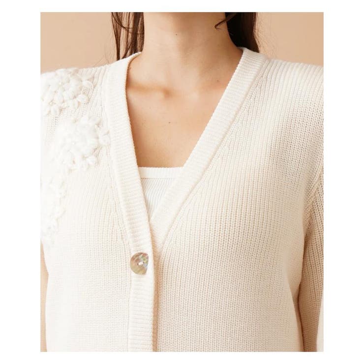 フラワー刺繍Vネックカーディガン[品番：LAVW0011757]｜Leilian PLUS  