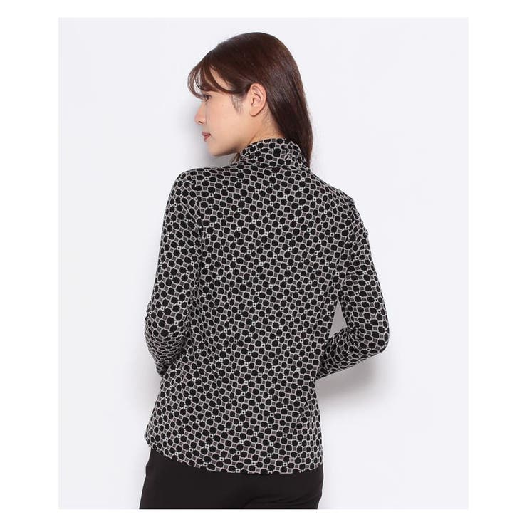 幾何学柄プリントハイネックブラウス[品番：LAVW0006908