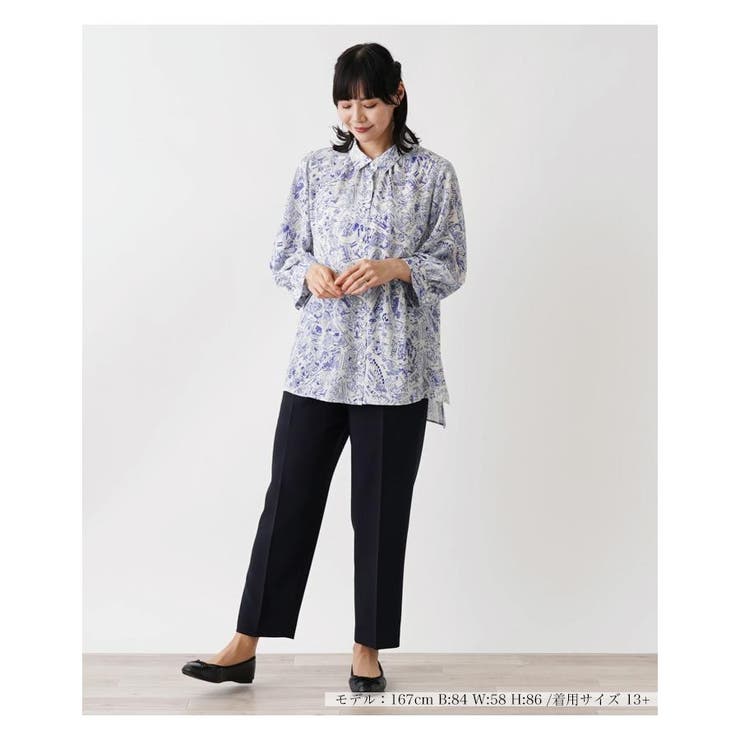 美品✨レリアン　総柄　街並み　ブラウス 美品✨レリアン 総柄 街並み ブラウス 総柄ブラウス | Leilian