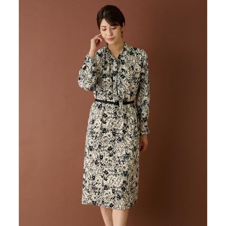 レリアンLeilian 洗えるモノトーンフラワー柄ワンピース Leilian WHITE