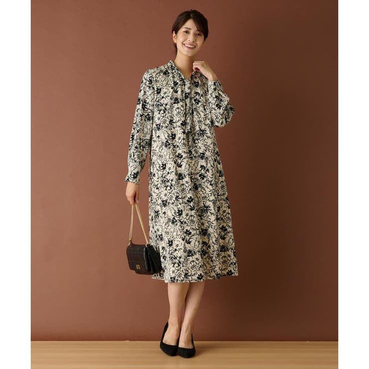 【美品】レリアン ロングワンピース 総柄 白黒 ノースリーブ 大きいサイズ 13 美品】レリアン ロングワンピース 総柄 白黒 ノースリーブ