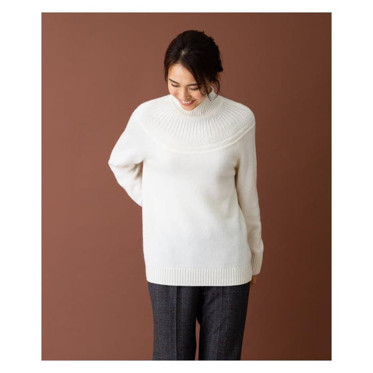 ❣️お首スッキリ❣️エルミダ ハイネック ニット セーター カシミヤ100 Ｌ訳アリ カシミヤ編地切替ハイネックニット[品番：LAVW0012782]｜Leilian