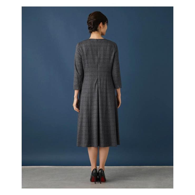 【極美品】Leilian WHITE LABEL 七分袖ミモレワンピース紺色 セレモニー】七分袖ミモレワンピース【Leilian WHITE LABEL