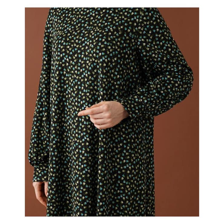 フラワー柄サックワンピース[品番：LAVW0012701]｜Leilian PLUS HOUSE