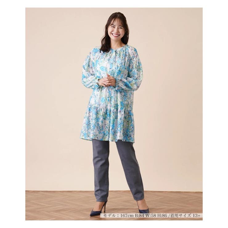 極美品　レリアン　チュニックブラウス　花柄 店舗人気】フラワー柄チュニックブラウス【プラス企画
