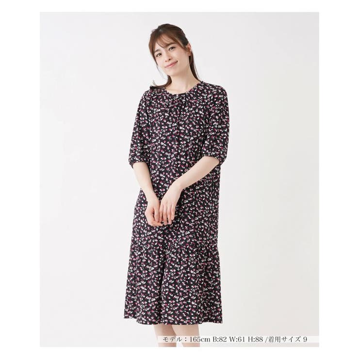 Leilian 花柄ワンピース　サイズ9 カットソー　ピンク　薄手　夏服 Leilian 花柄ワンピース サイズ9 カットソー ピンク 薄手 夏服