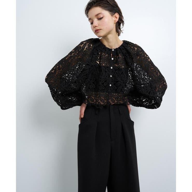 ラインフラワーレースブラウス[品番：LAVW0016682]｜LANVIN en Bleu 
