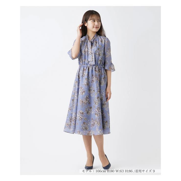 美品レリアンフラワープリントワンピース 美品レリアンフラワープリントワンピース
