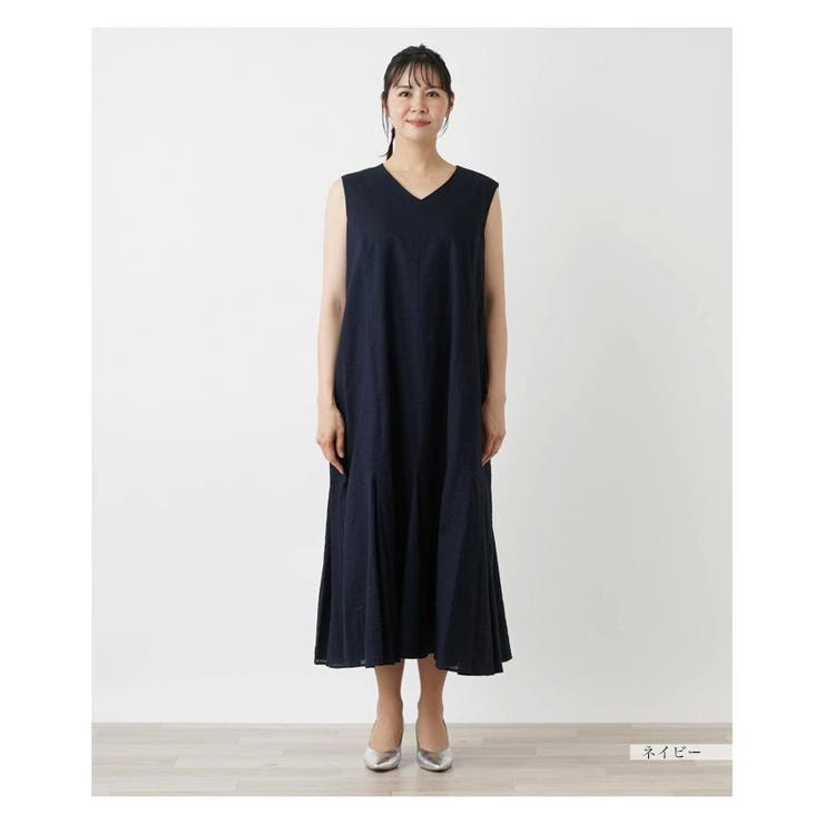 Vネックノースリーブロングワンピース[品番：LAVW0016102]｜Leilian