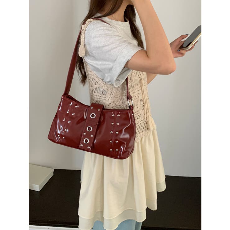 RED | スタッズショルダーバッグ | LETee