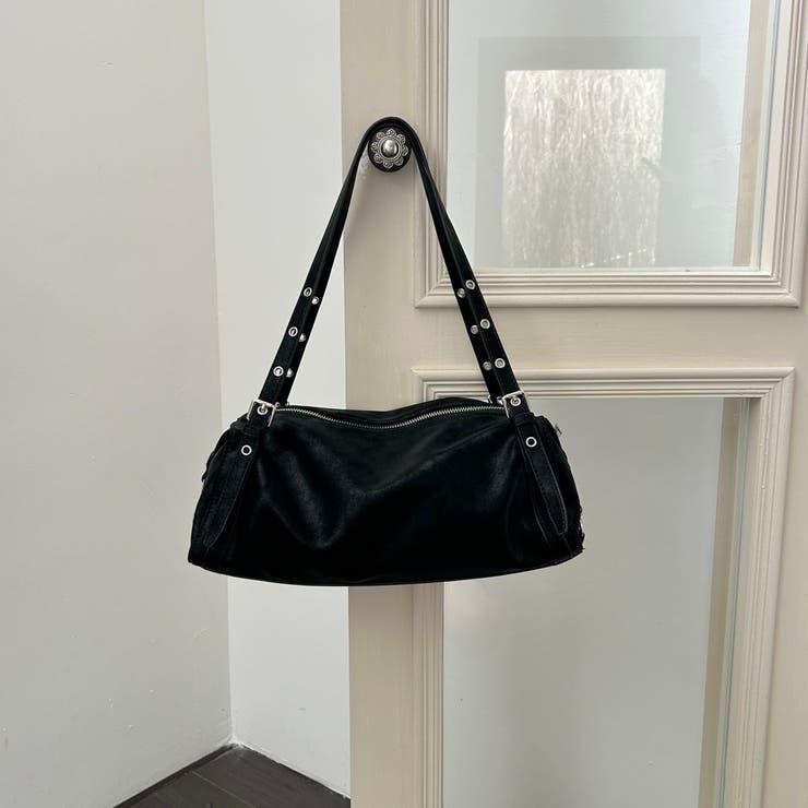 BLACK | 合皮ショルダーバッグ | LETee