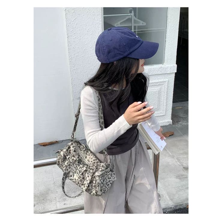 IVORY | キャンバス地ヒョウ柄ハンドバック | LETee