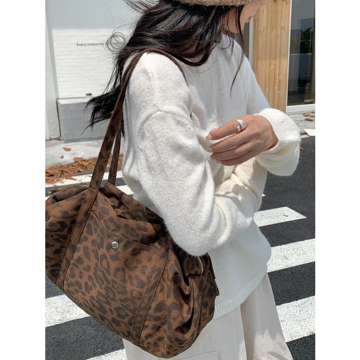 BROWN | レオパード柄ショルダーバッグ | LETee