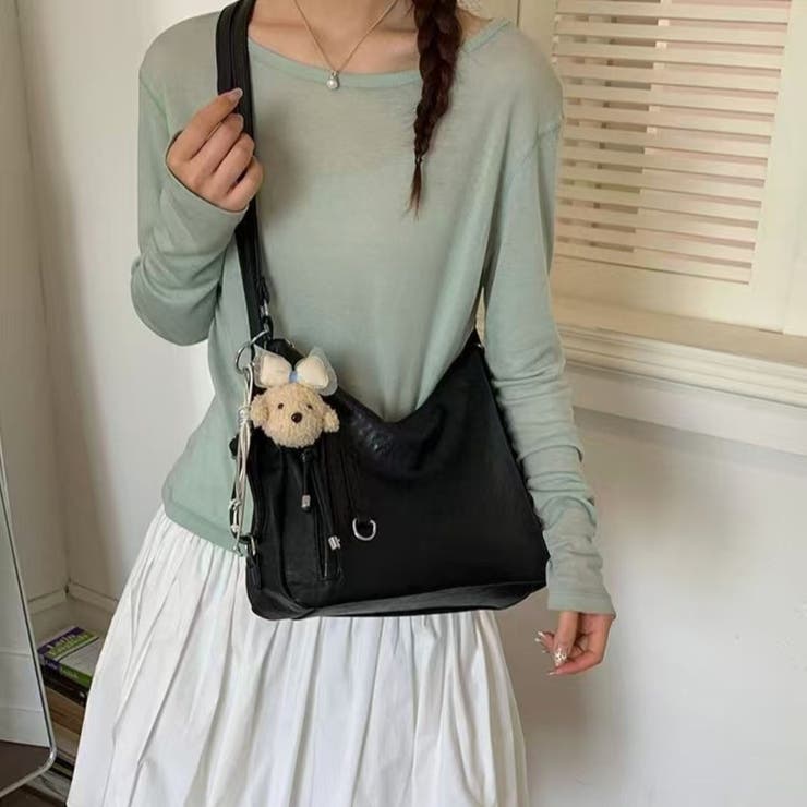 BLACK | 合皮ショルダーバッグ/リュック★チャームは付きません★ | LETee