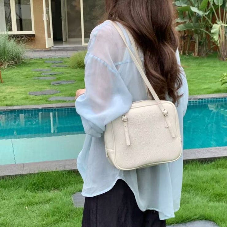 WHITE | 合皮ショルダーバッグ スクエア 丸み | LETee