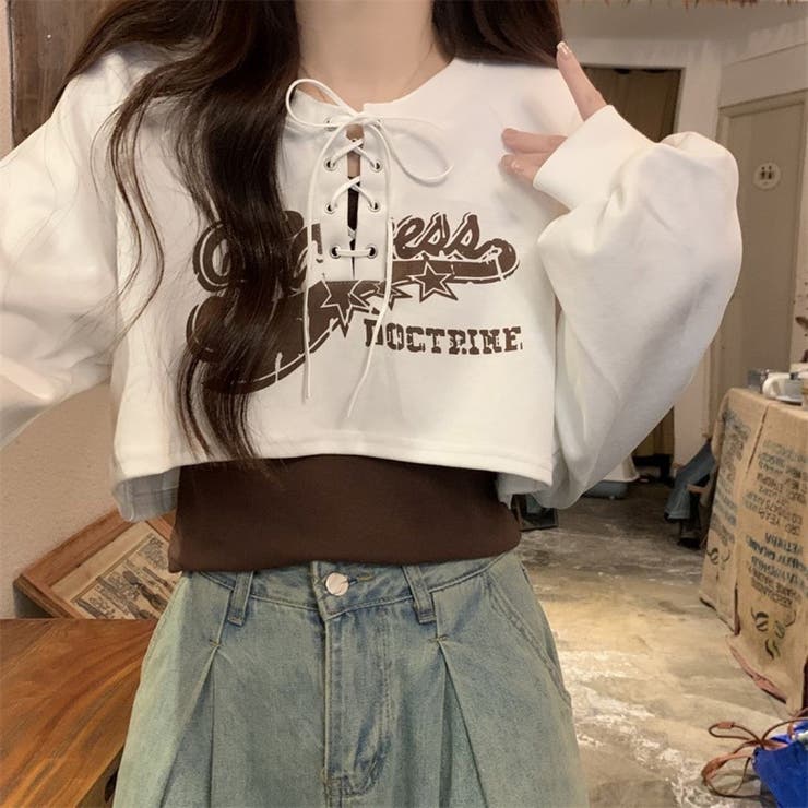 WHITE | スピンドルショートトップス/ロゴプリント/インナー付き | LETee