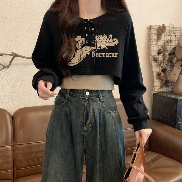 BLACK | スピンドルショートトップス/ロゴプリント/インナー付き | LETee