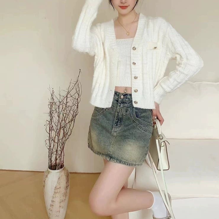 WHITE | 金ボタンニットカーディガン | LETee