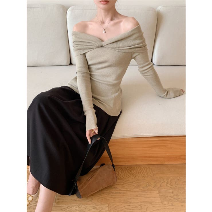 BEIGE | 前絞りオフショルニットプルオーバー | LETee