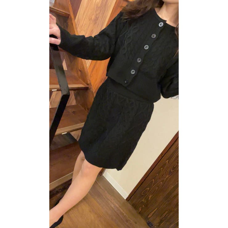 エレガントなケーブル柄ニットセットアップ カーディガン＆ミニスカートセット | LETee | 詳細画像5 