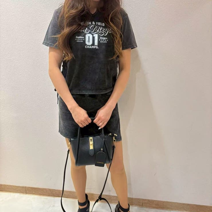 BLACK | WHITEロゴプリントワンウォッシュトップス＆ラップスカート風ショートパンツ セ… | LETee