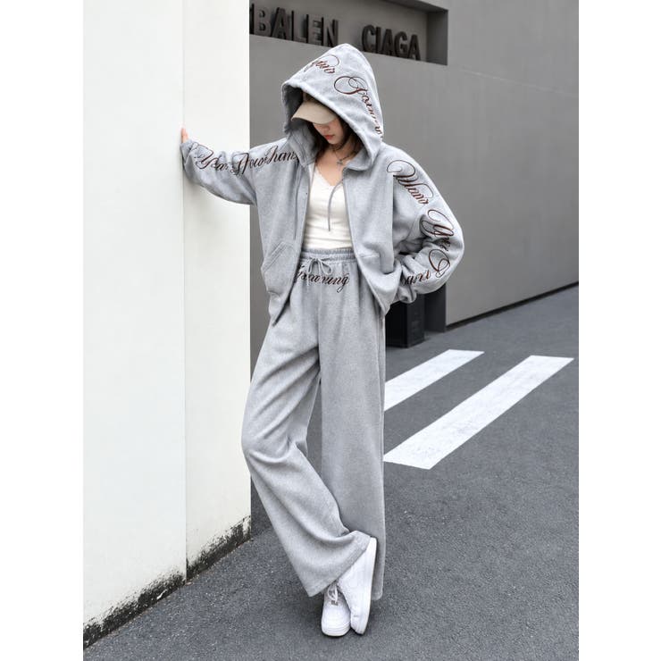GREY | ロゴプリントオーバーサイズZIPパーカー＆ワイドパンツセットアップ | LETee