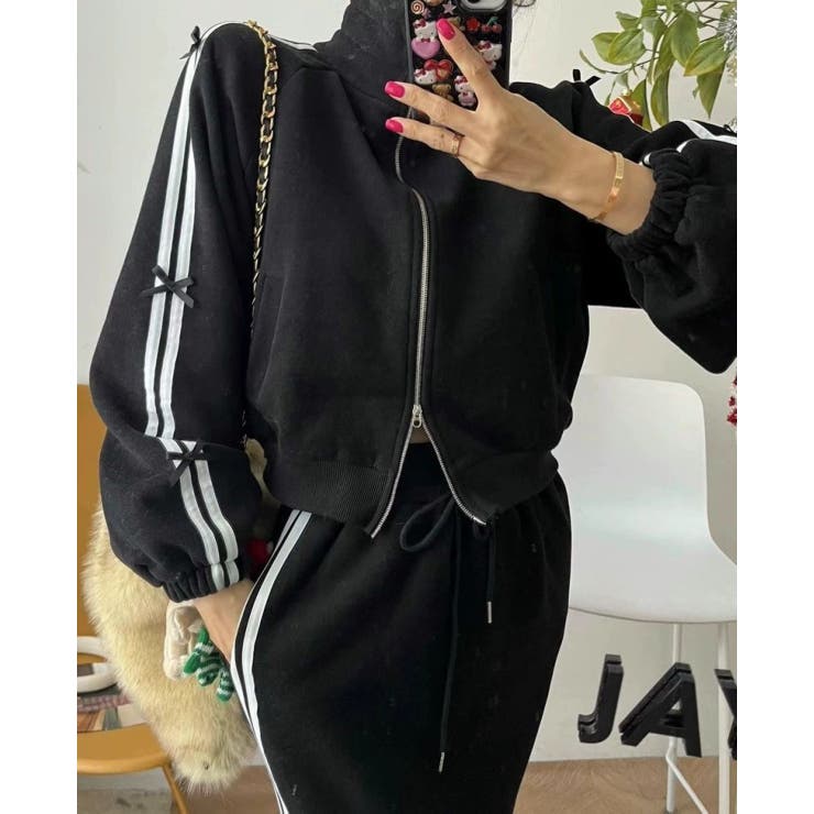 BLACK | サイドラインロングスカート＆袖ラインダブルジップジャケット セットアップ | LETee