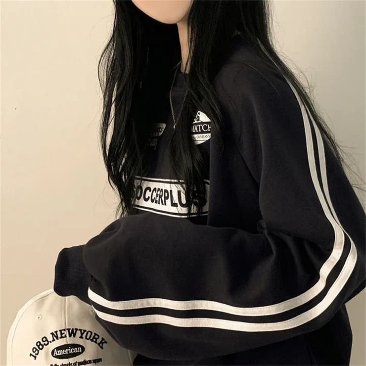 BLACK | 袖ラインロゴプリントトレーナー/２本ライン/フロントロゴプリント | LETee