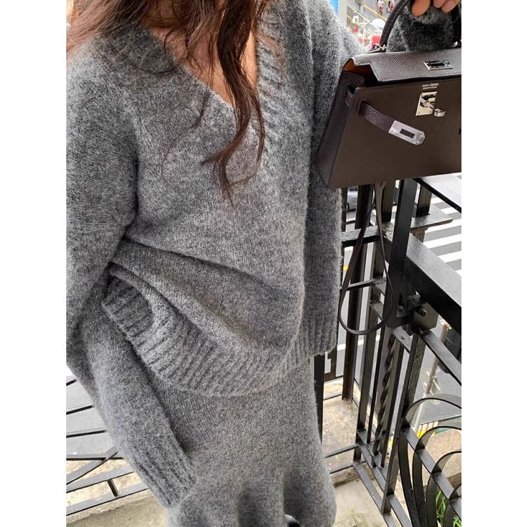 Ｖネックプルオーバー＆マーメイドスカート ニットスーツ | LETee | 詳細画像7 