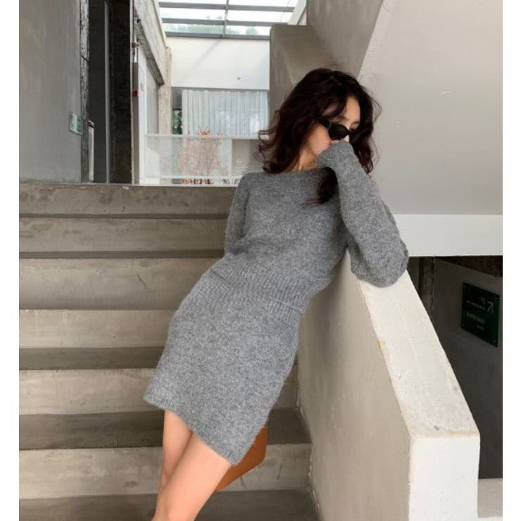 GREY | クルーネックプルオーバー＆タイトミニスカート ニットスーツ | LETee