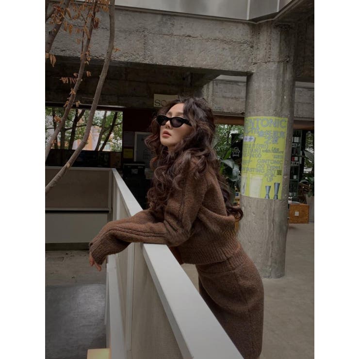 クルーネックプルオーバー＆タイトミニスカート ニットスーツ | LETee | 詳細画像2 