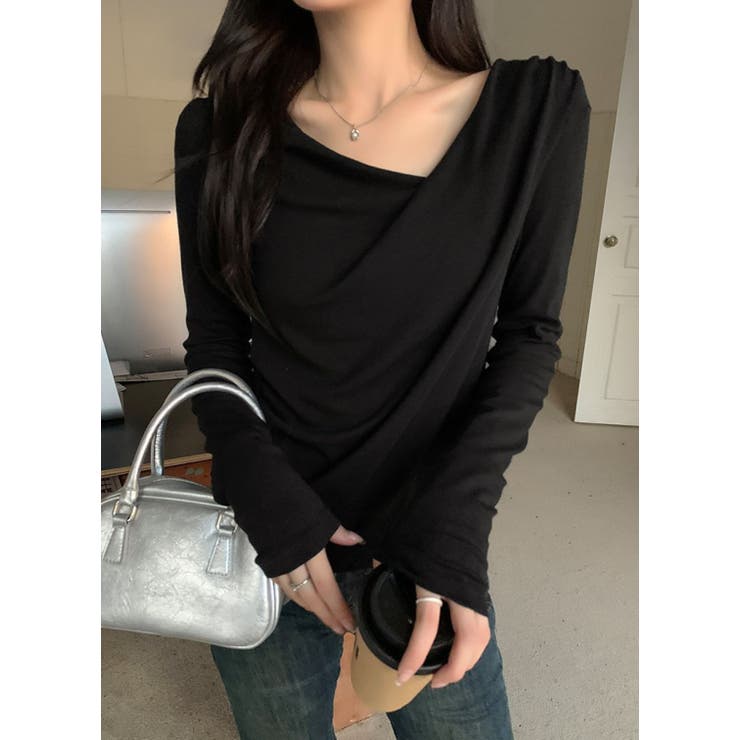 BLACK | アシンメトリーネックドレープトップス | LETee