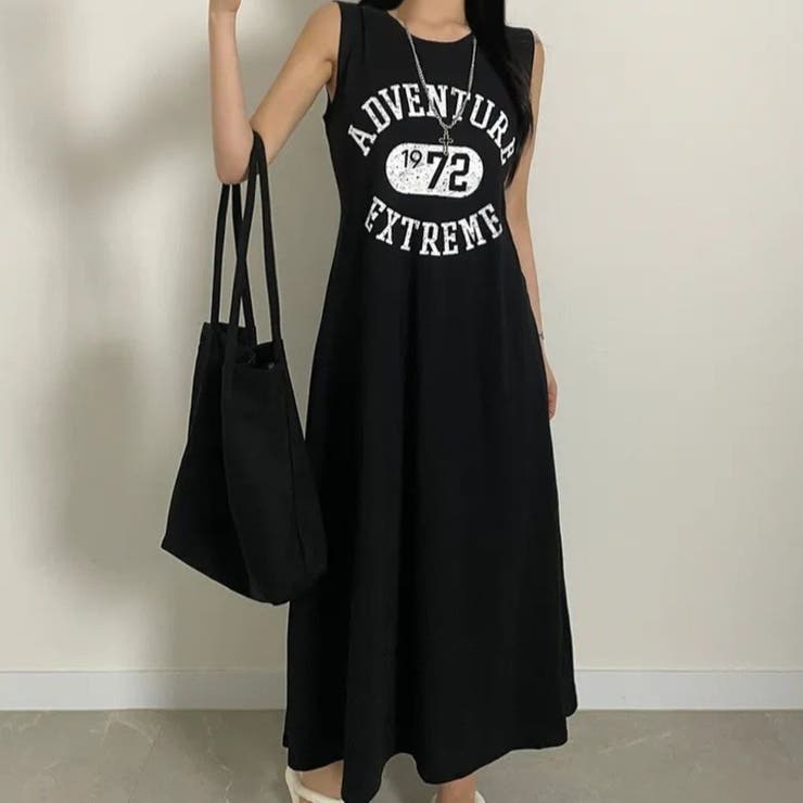 BLACK | ノースリーブロゴプリントワンピース | LETee