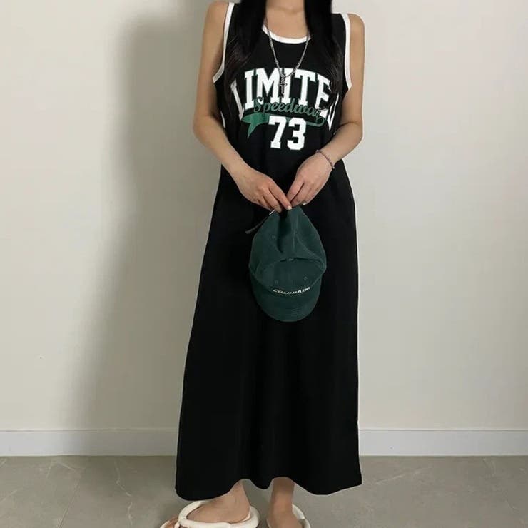 BLACK | ノースリーブロゴプリントワンピース | LETee