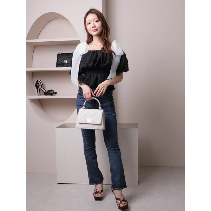  partyオフショルダーリボン付きアイボリートップス NEW ARRIVAL】 02/08 0:00〜 release🪄 #オフショルダーリボン