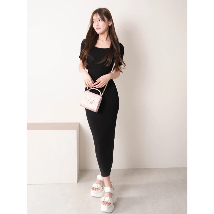 ブラック | マルチボーダーカットアウトロングワンピース | LIPSERVICE