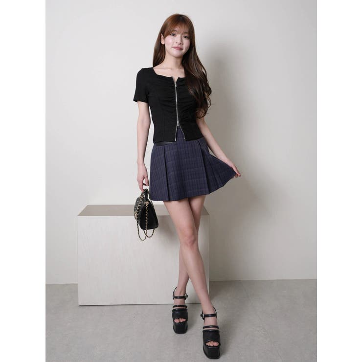 ⭐︎専用２点⭐︎ギャザースカート（ネイビー）＆トップス ZIPギャザーカットトップス[品番：LINW0002629]｜LIPSERVICE