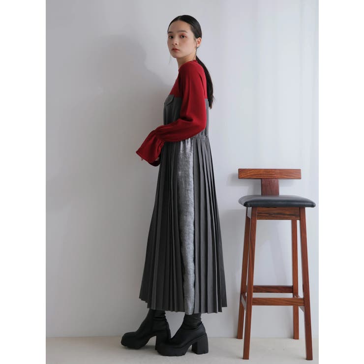 ommo 赤・グレードッキングワンピース 長袖38 ニットドッキングプリーツワンピース[品番：LINW0002535]｜LADYMADE