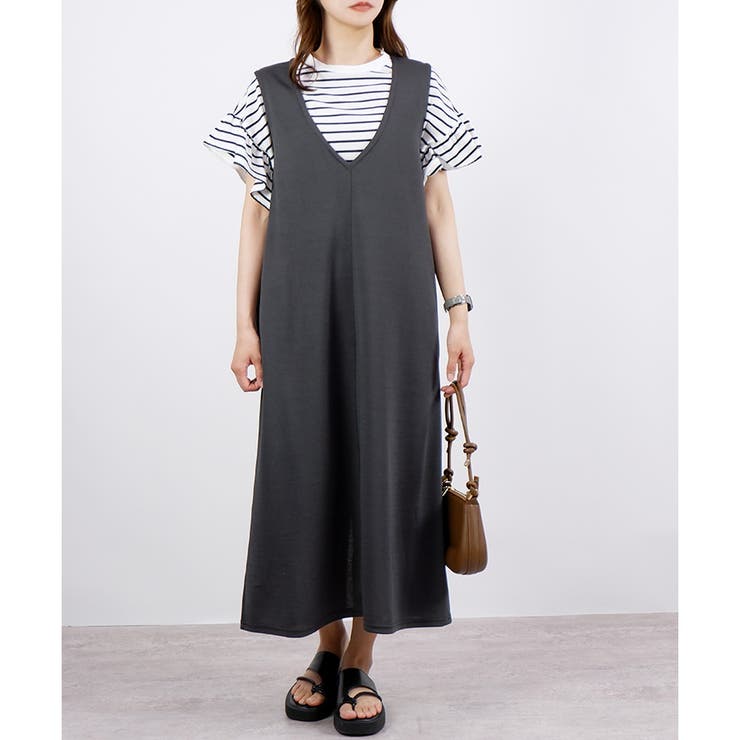 チャコール | 【春夏アイテム】フクレVネックワンピース | CLOTHY