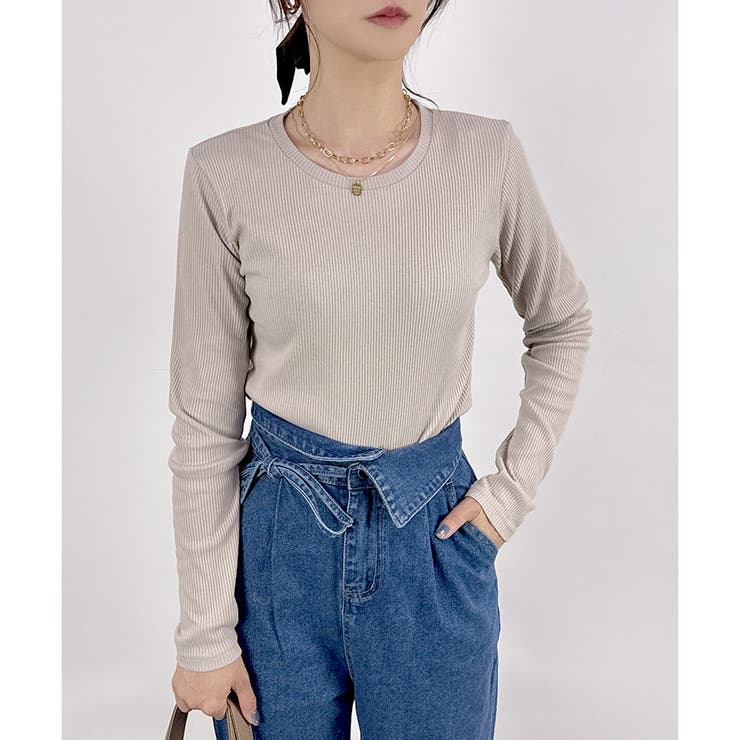 ベージュ(クルーネック) | 【2025AW新作】ネックが選べる長袖ベーシックリブTシャツ | CLOTHY