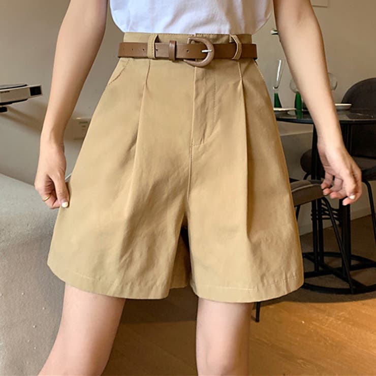 ハイウエストショートパンツ タック センタープレス [品番：ZI000003804]｜IRADOWL（アイラドール）のレディースファッション通販｜SHOPLIST（ショップリスト）