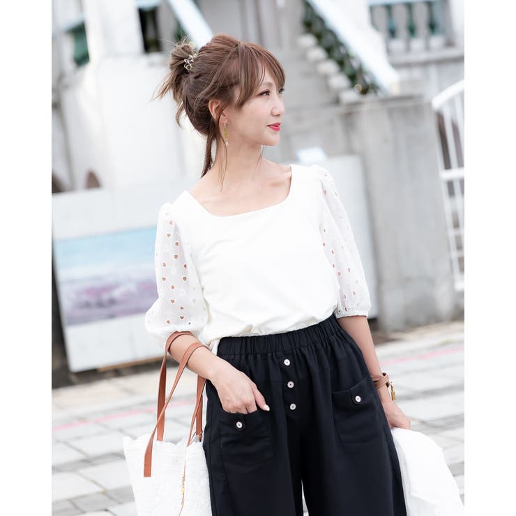 アイボリー | カットワークレース花刺繡スリーブトップス レディースファッション通販 花柄ブラウ… | Frenchic