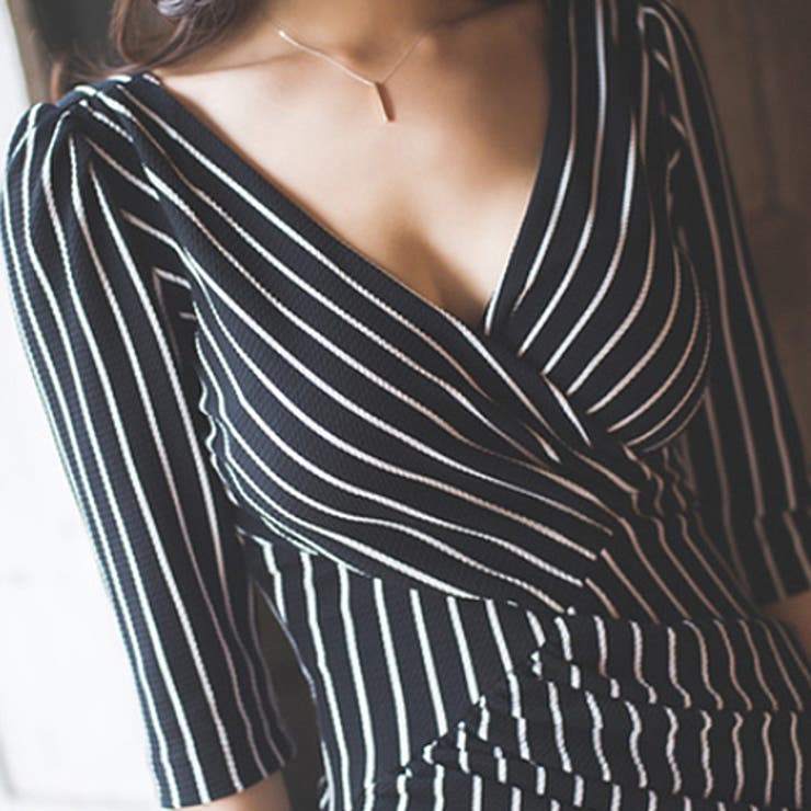 セクシー ストライプ柄 ビジネス ワンピース Vネック タイト セクシー ストライプ柄 ビジネス ワンピース Vネック タイト
