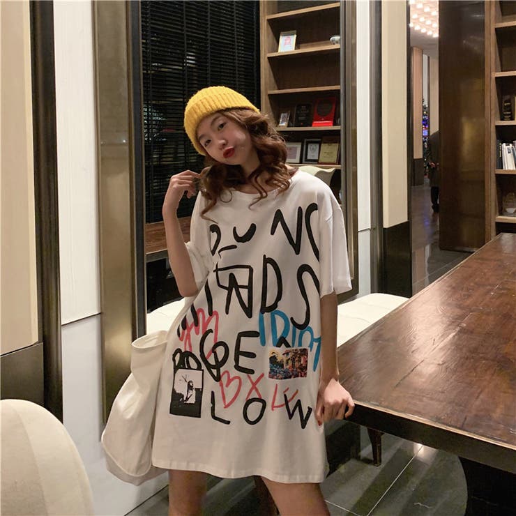 ホワイト | 春夏新作 半袖ロゴ Tシャツ | luby