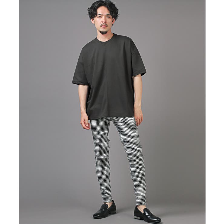 無地半袖Tシャツ・カットソー・ビッグシルエット・BIGTシャツ・無地T・カットソー・シンプル・ルーズ・ゆったり・カジュアル・ストリート