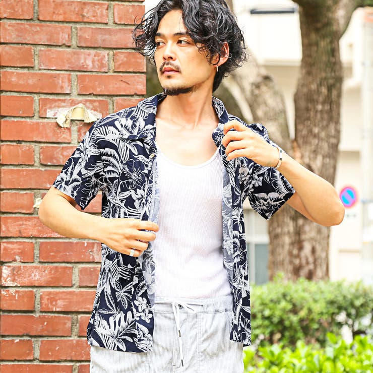 ネイビー