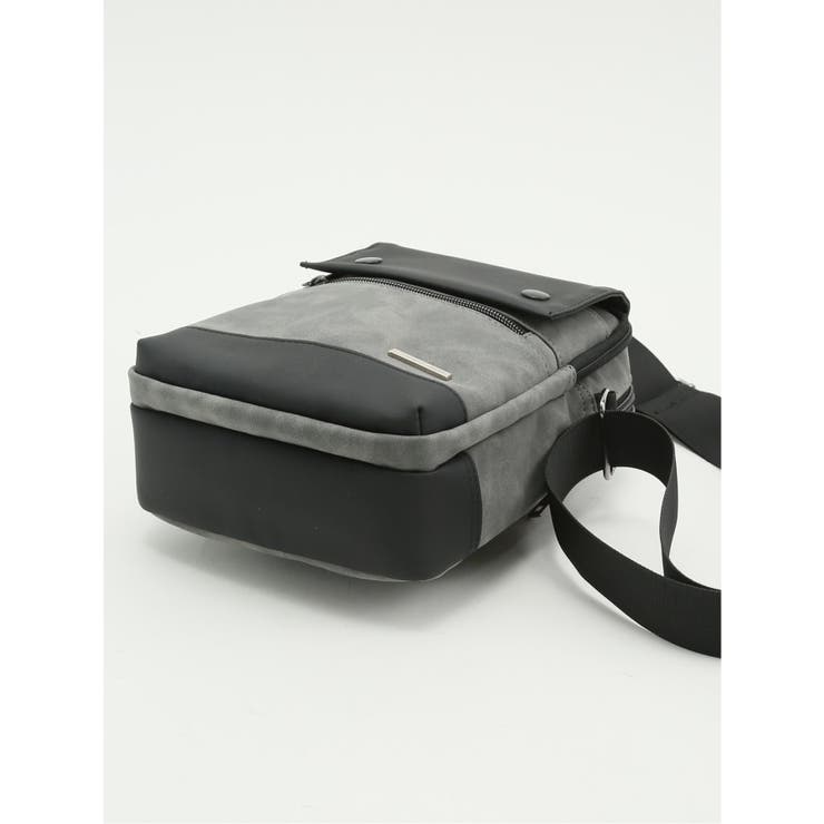 フラップ付き 縦型 ボディバッグ | TAKA-Q MEN | 詳細画像5 